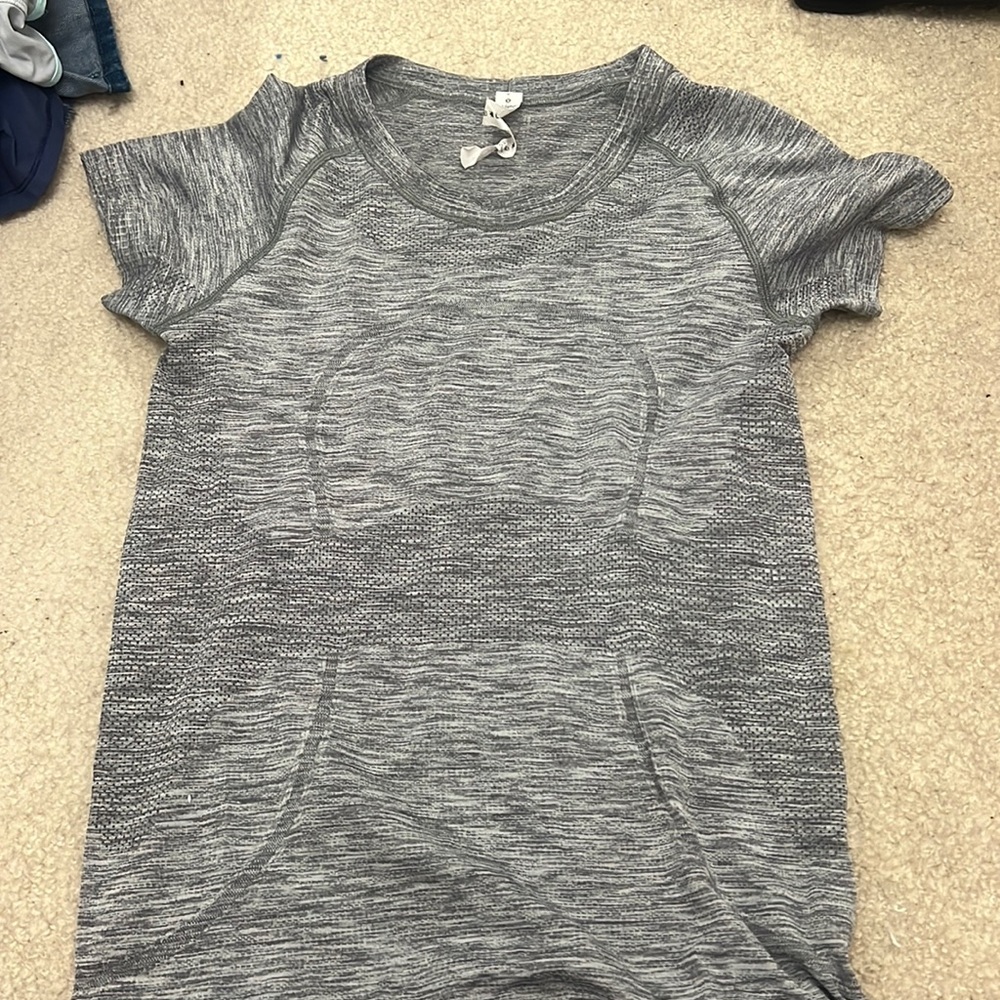 Lululemon shirt